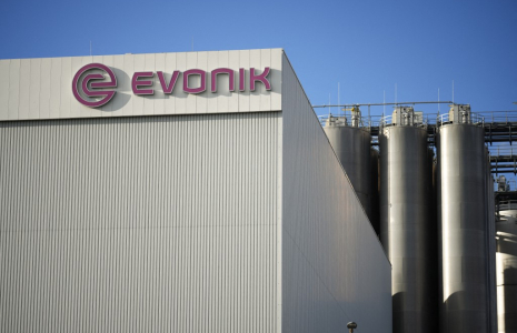Crise de la chimie: Evonik ferme deux sites en Allemagne