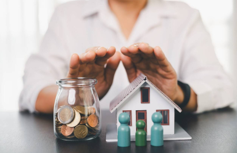 Faut-il clôturer son assurance vie avant 8 ans pour acheter sa résidence principale ?